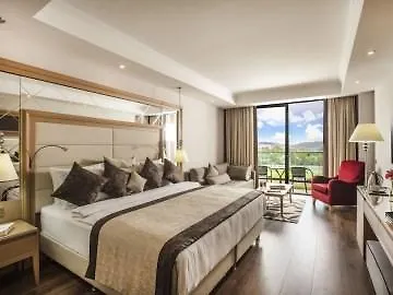 Korumar Ephesus & 5* 쿠사다시