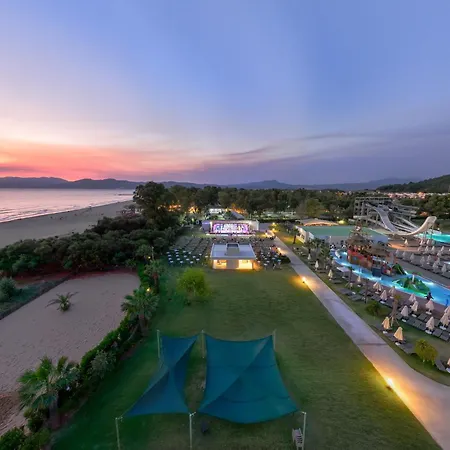 Korumar Ephesus & Hotel 5*