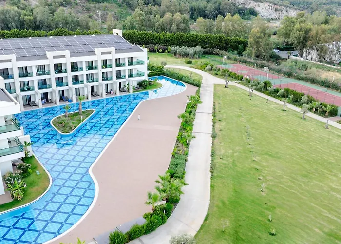 Korumar Ephesus & 쿠사다시